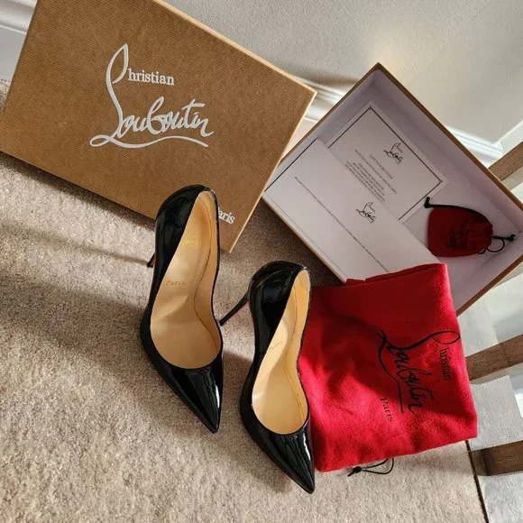 Poshmark louboutin deals shoes